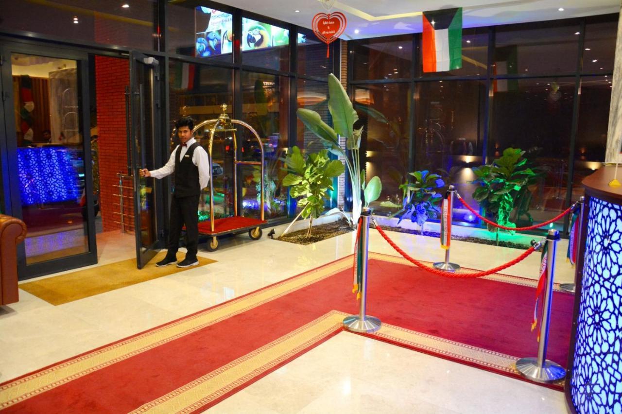 Aparthotel ذا فيفتى ايت السالمية Kuwait City Exterior foto