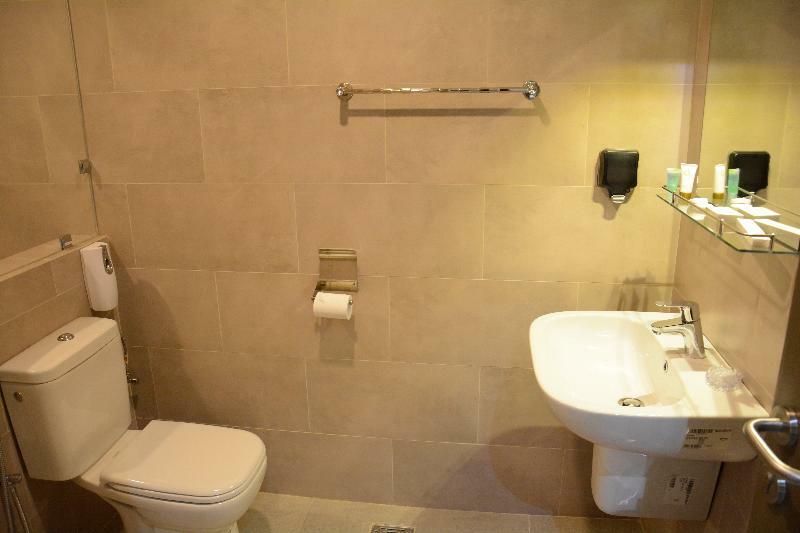 Aparthotel ذا فيفتى ايت السالمية Kuwait City Exterior foto